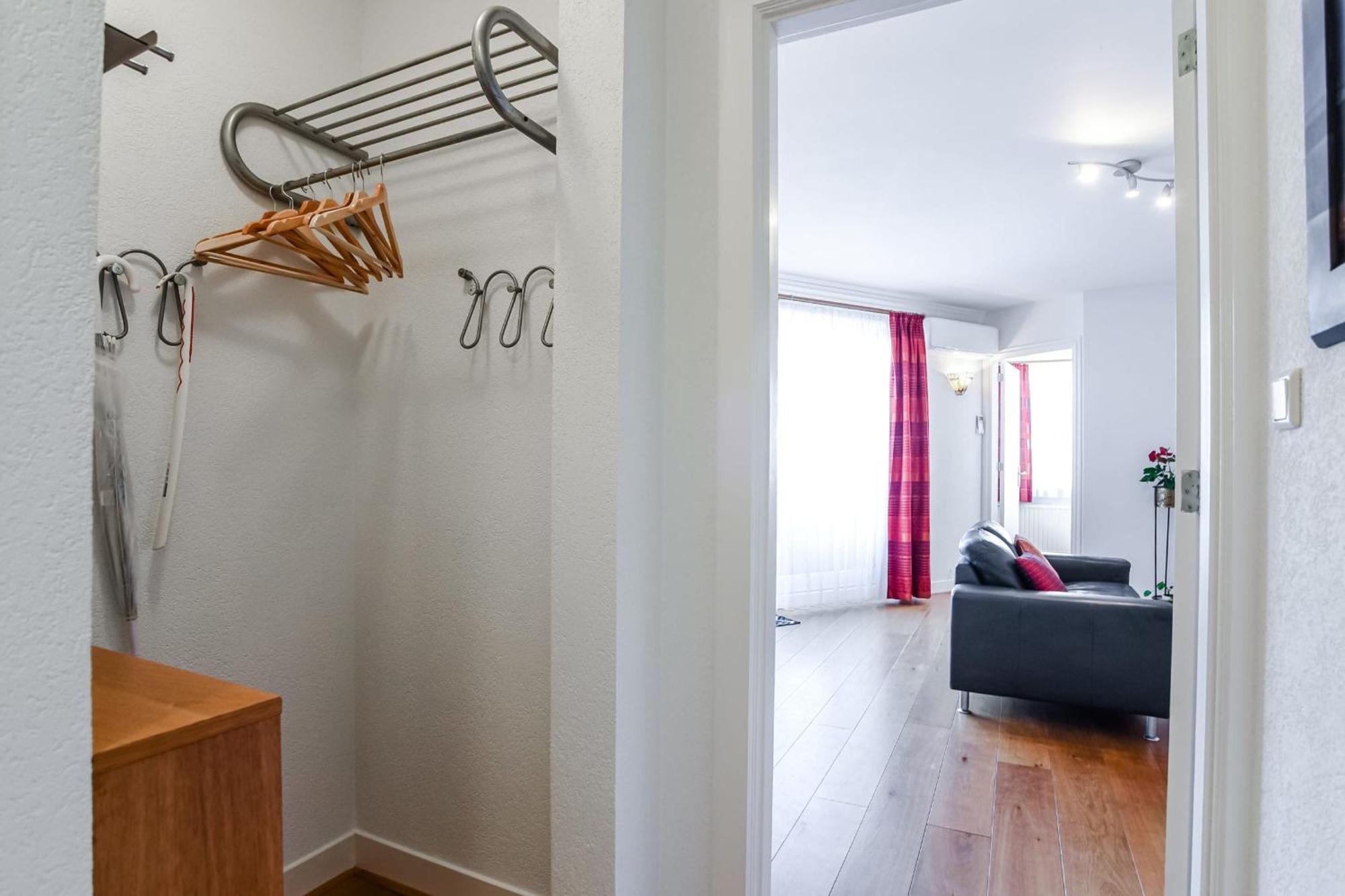 Studio Tara At The Beach With Private Parking Zandvoort Exterior foto